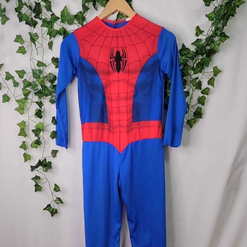 Marvel. Spider-Man Costume. Size 7-10. EUC
